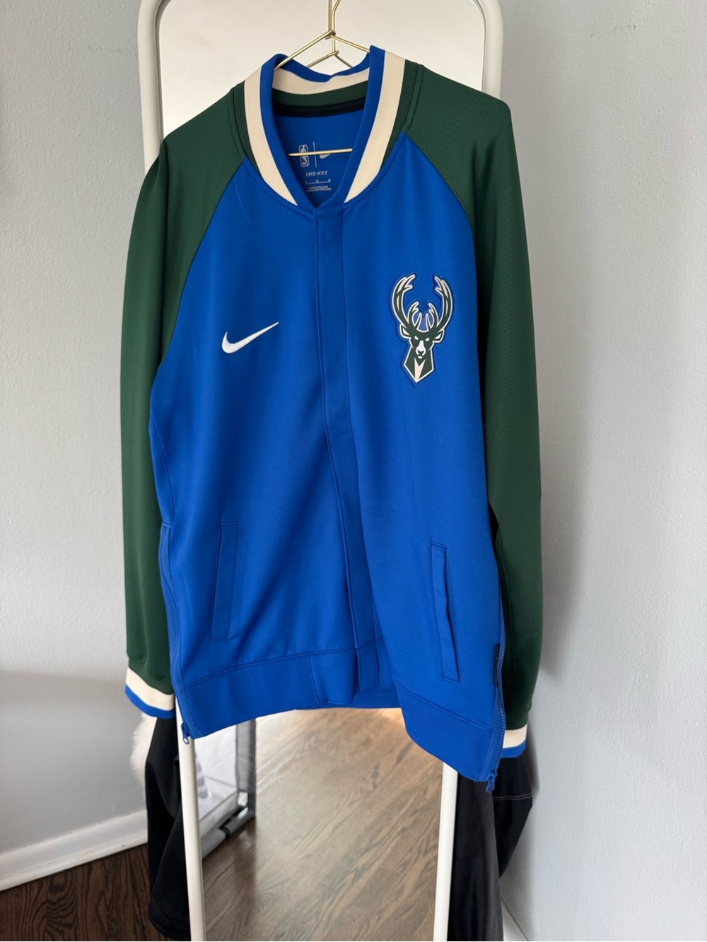 Nike Milwaukee Bucks Jacket